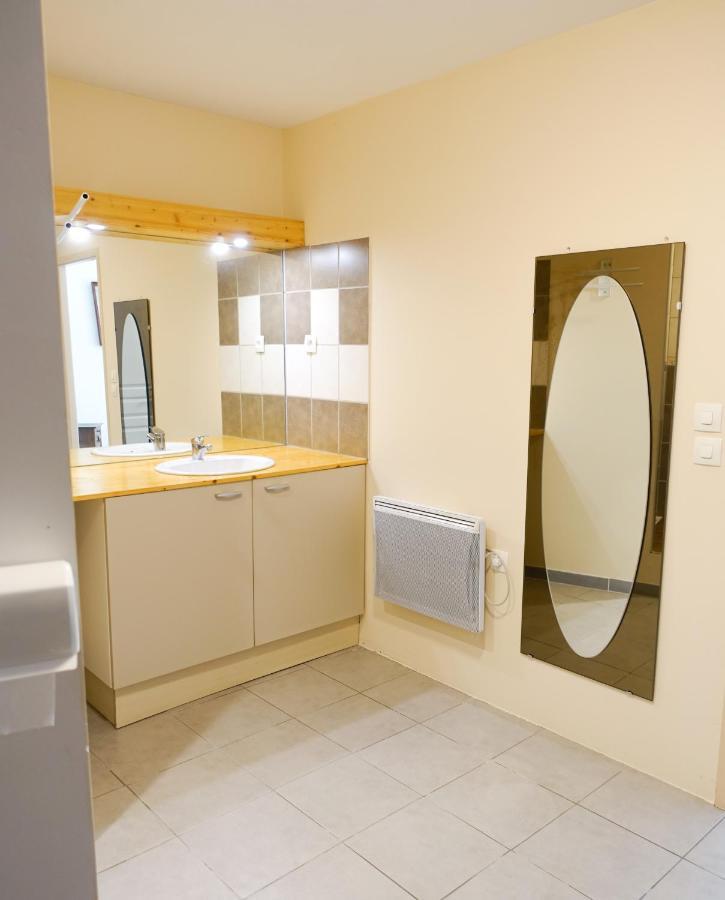 Appartement Spacieux Avec Terrasse Saint-Andre-d'Embrun Ngoại thất bức ảnh
