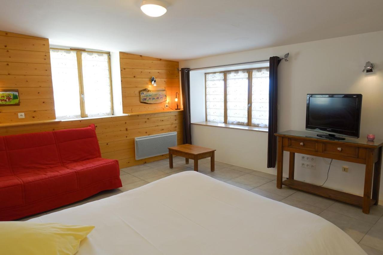 Appartement Spacieux Avec Terrasse Saint-Andre-d'Embrun Ngoại thất bức ảnh