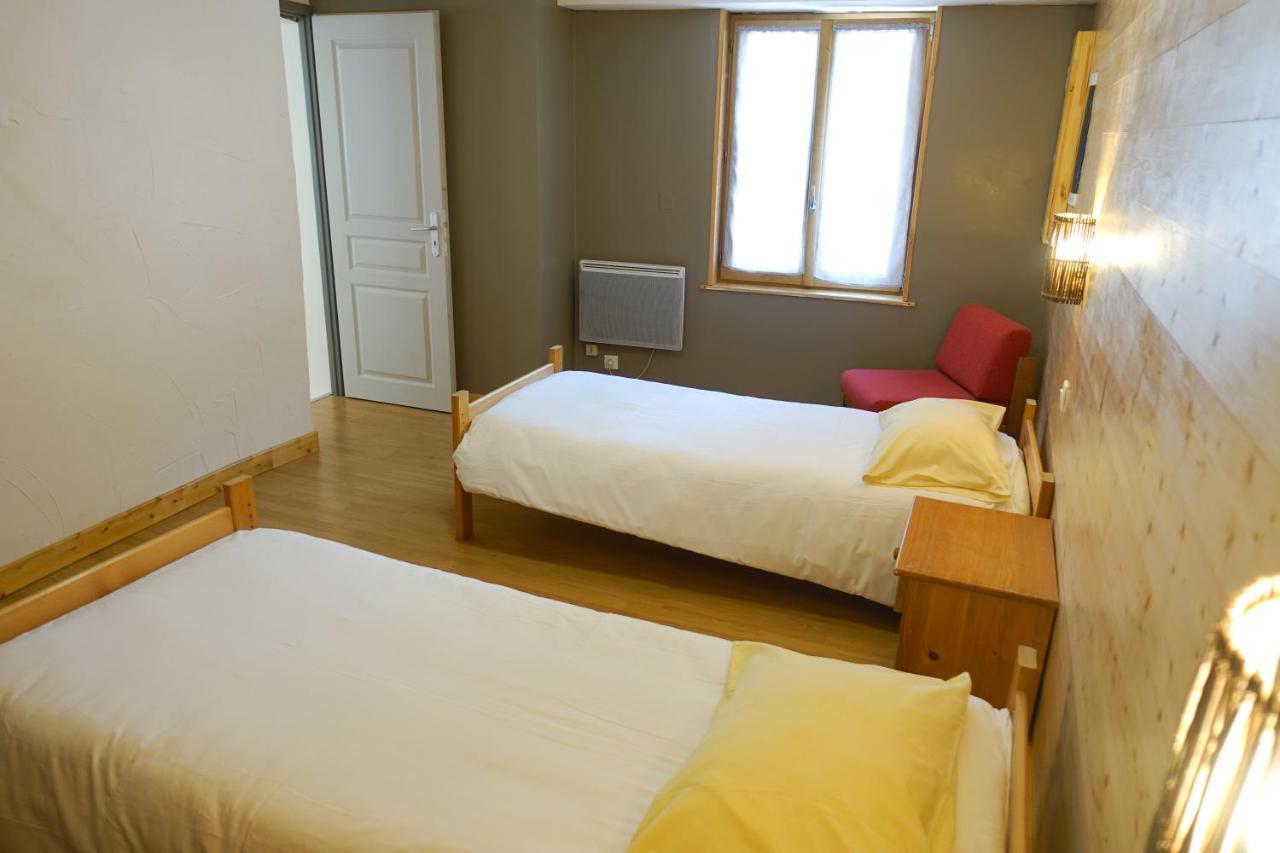 Appartement Spacieux Avec Terrasse Saint-Andre-d'Embrun Ngoại thất bức ảnh